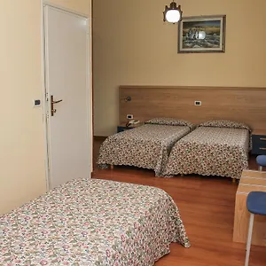 al-ponte-della-vittoria.hotelinveneto.com/